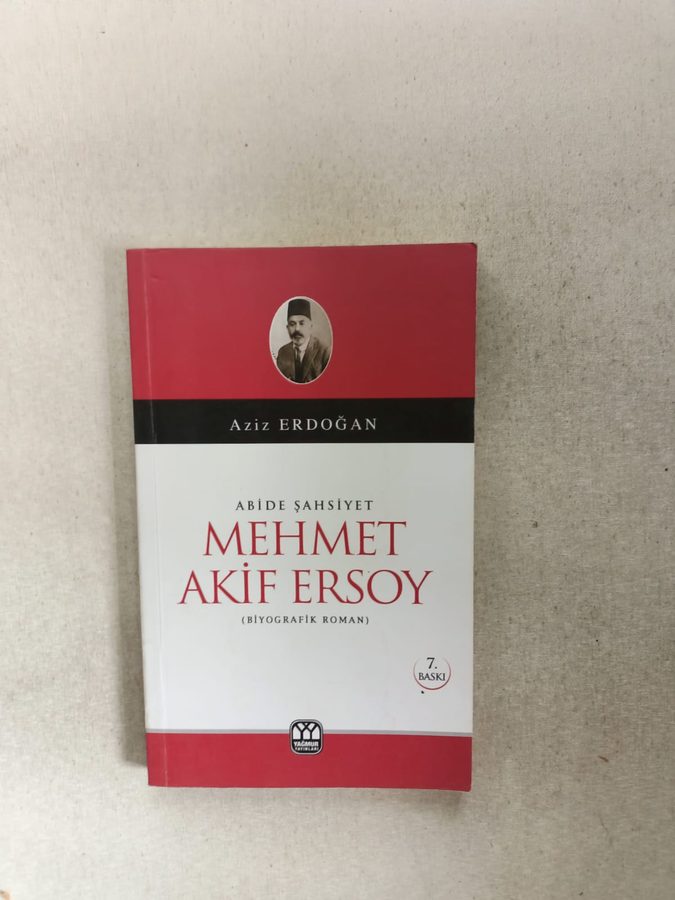 Abide Şahsiyet Mehmet Akif Ersoy