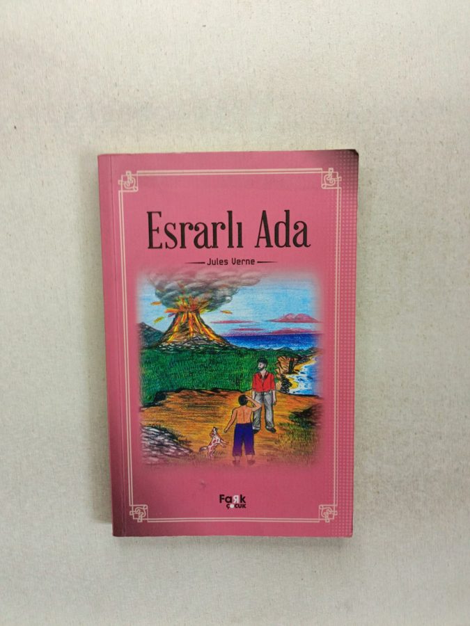 Esrarlı Ada